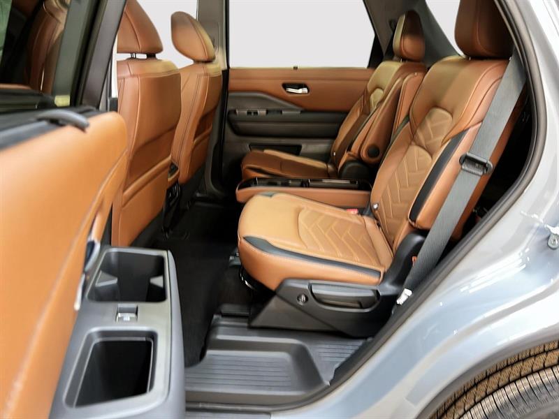 nissan Pathfinder 2024 - 9