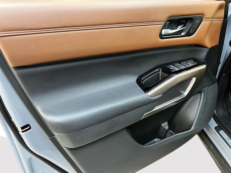 nissan Pathfinder 2024 - 27