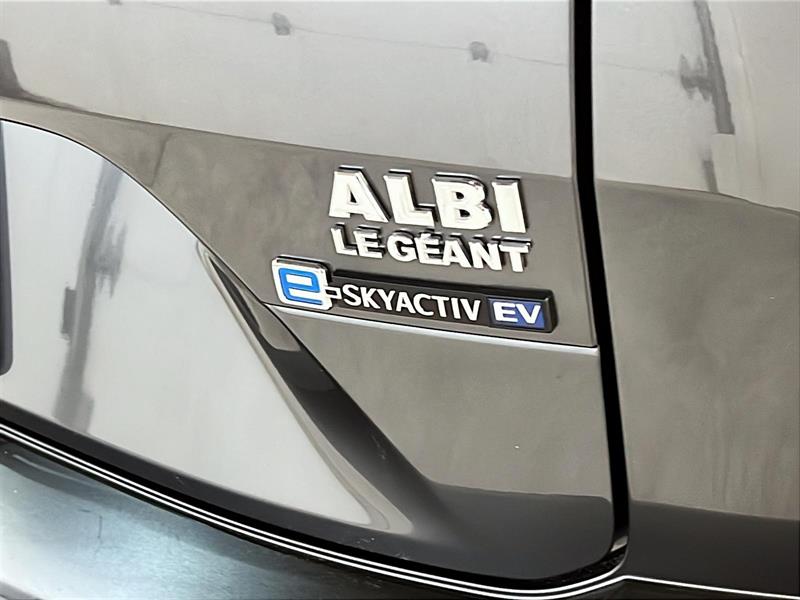 mazda MX-30 2023 - 27