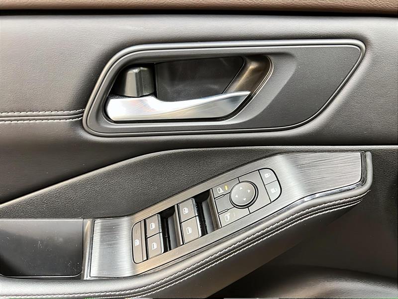 nissan Rogue 2023 - 24