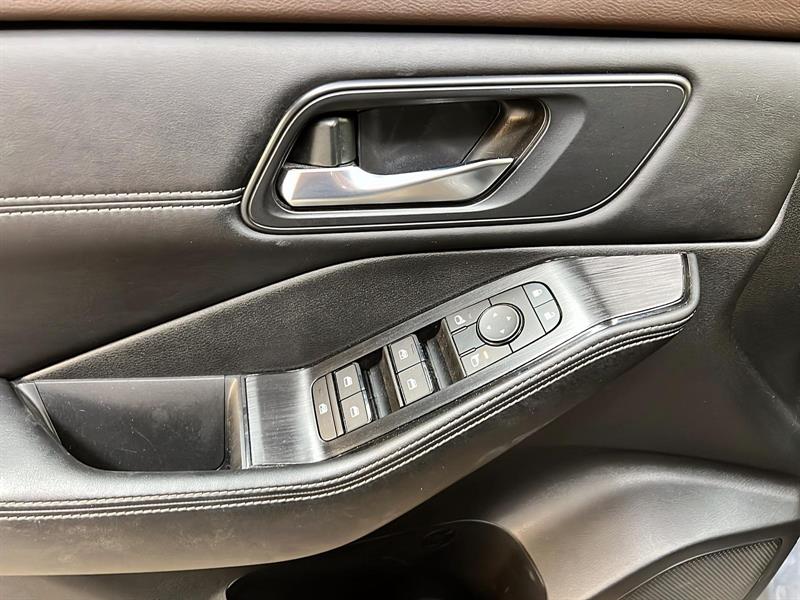 nissan Rogue 2023 - 24