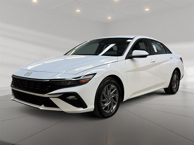 hyundai Elantra 2024