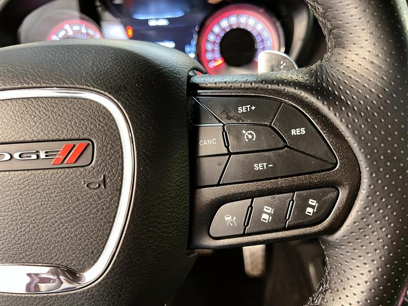 dodge Challenger 2022 - 18