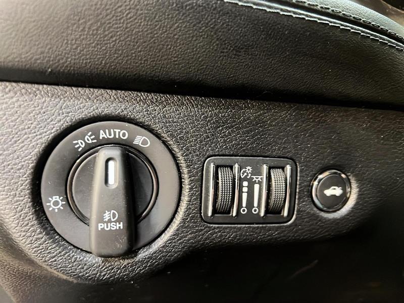 dodge Challenger 2022 - 20