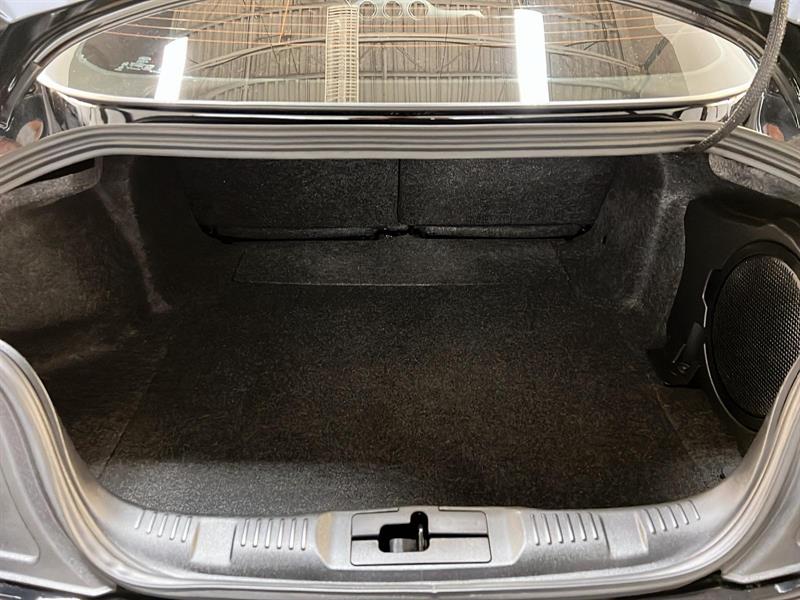 ford Mustang 2023 - 12