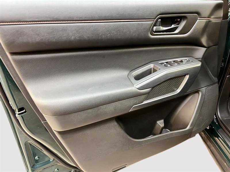 nissan Pathfinder 2024 - 25