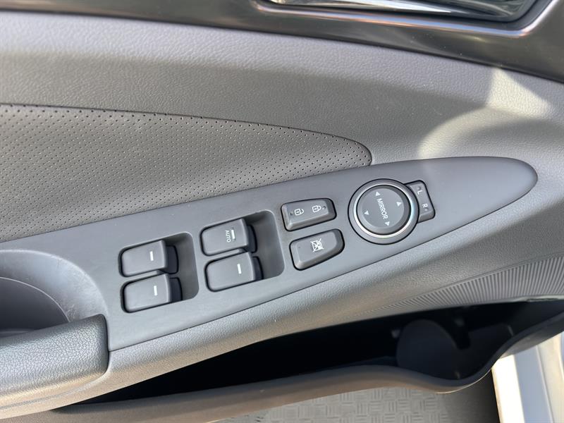 hyundai Sonata 2012 - 10