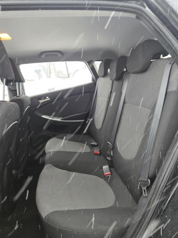 hyundai Accent 2013 - 12