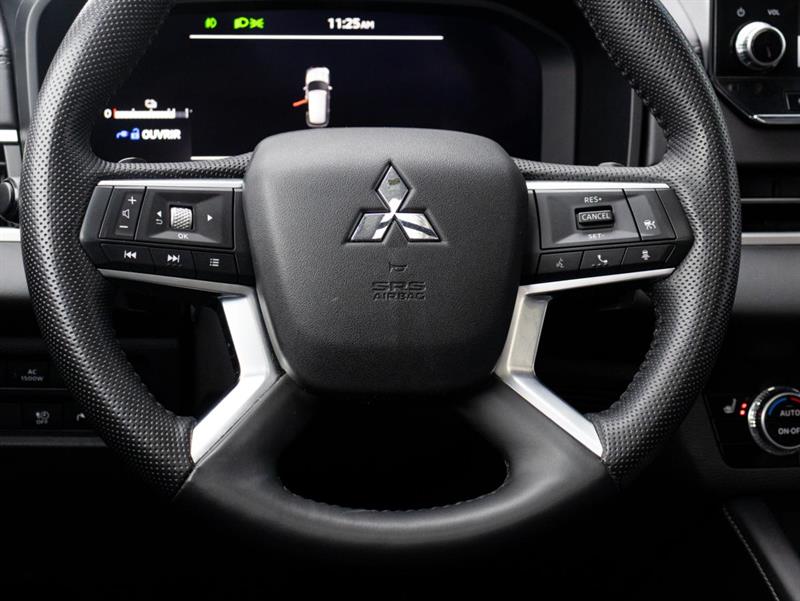 mitsubishi Outlander 2023 - 17