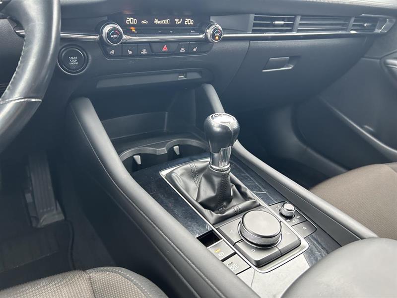 mazda Mazda3 2019 - 22