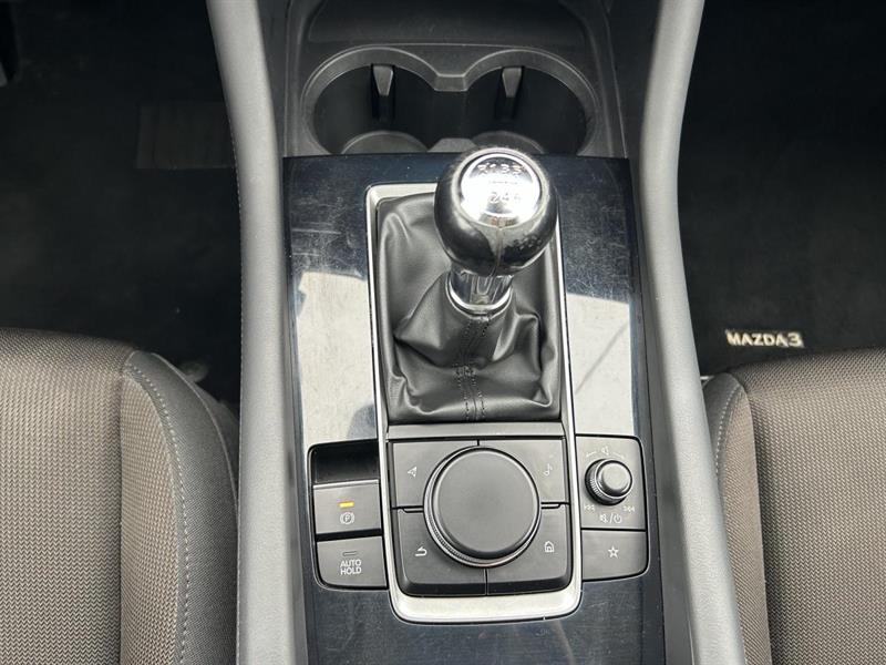 mazda Mazda3 2019 - 23