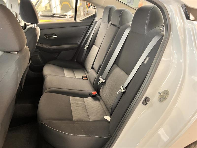 nissan Sentra 2020 - 8