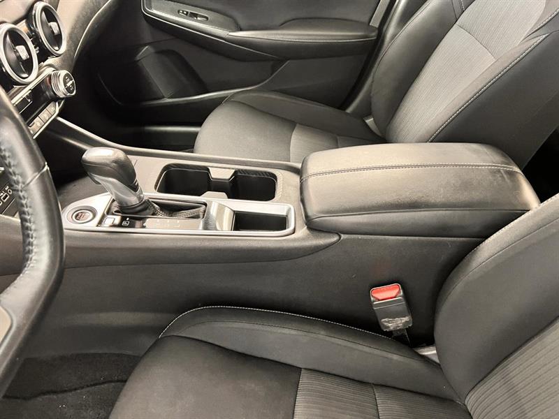 nissan Sentra 2020 - 14