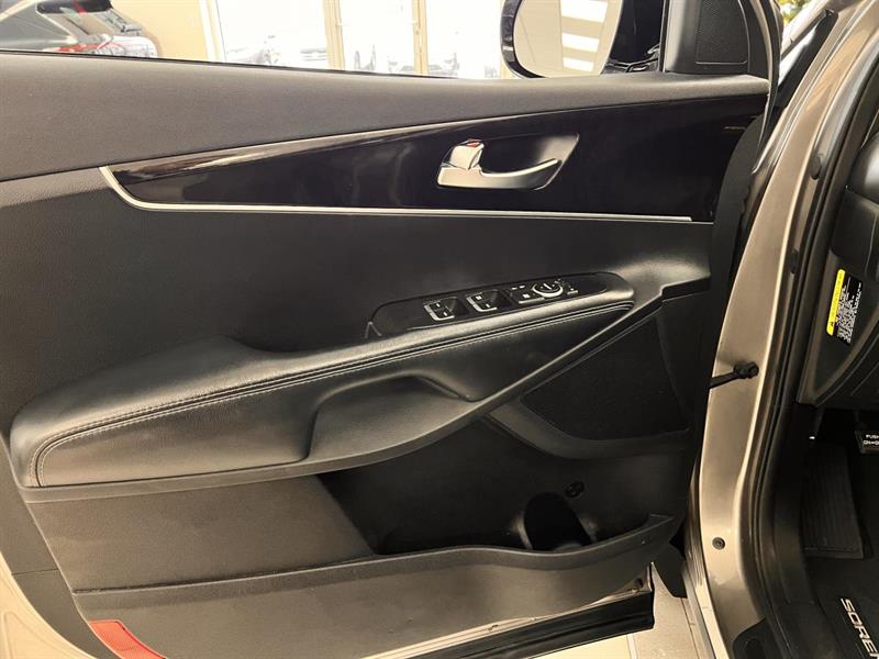 kia Sorento 2017 - 12