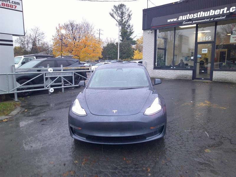 tesla Model 3 2022 - 8