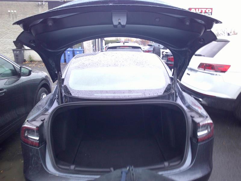 tesla Model 3 2022 - 19