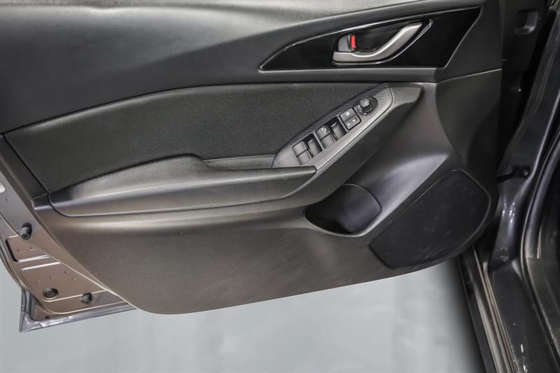 mazda Mazda3 2016 - 9