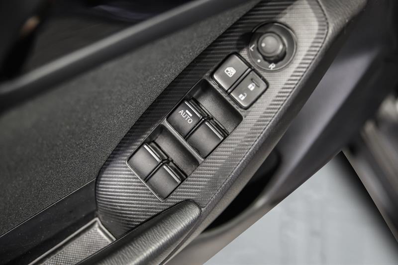 mazda Mazda3 2016 - 10