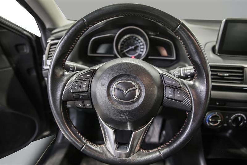 mazda Mazda3 2016 - 12