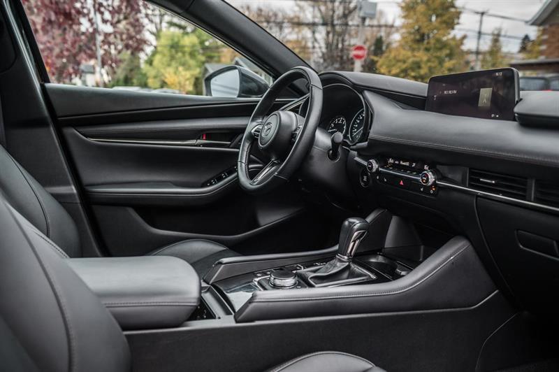 mazda Mazda3 Sport 2024 - 32