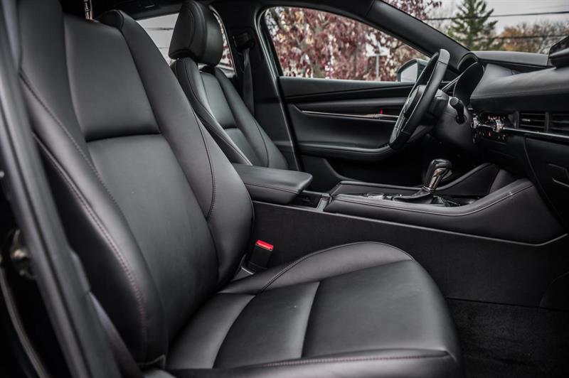 mazda Mazda3 Sport 2024 - 33