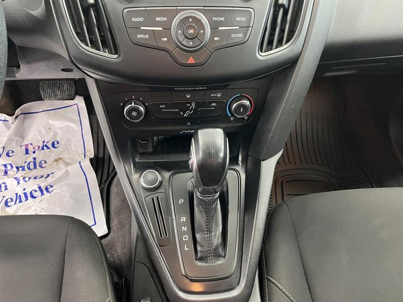 ford Focus 2017 - 16