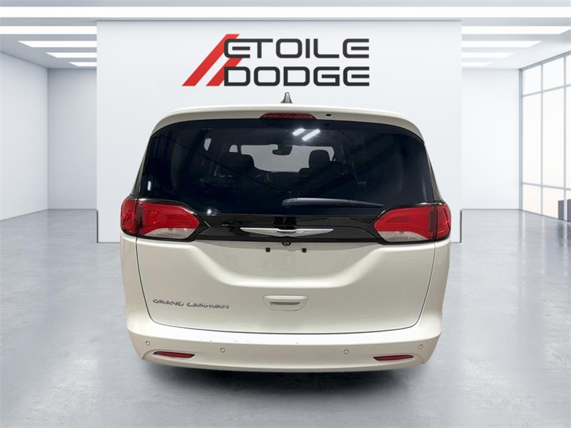 chrysler Grand Caravan 2024 - 3