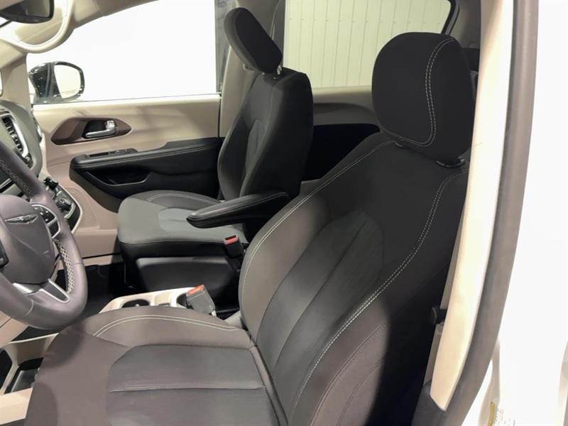 chrysler Grand Caravan 2024 - 8