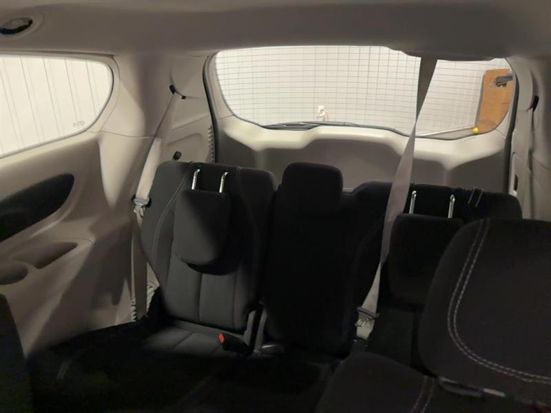 chrysler Grand Caravan 2024 - 15