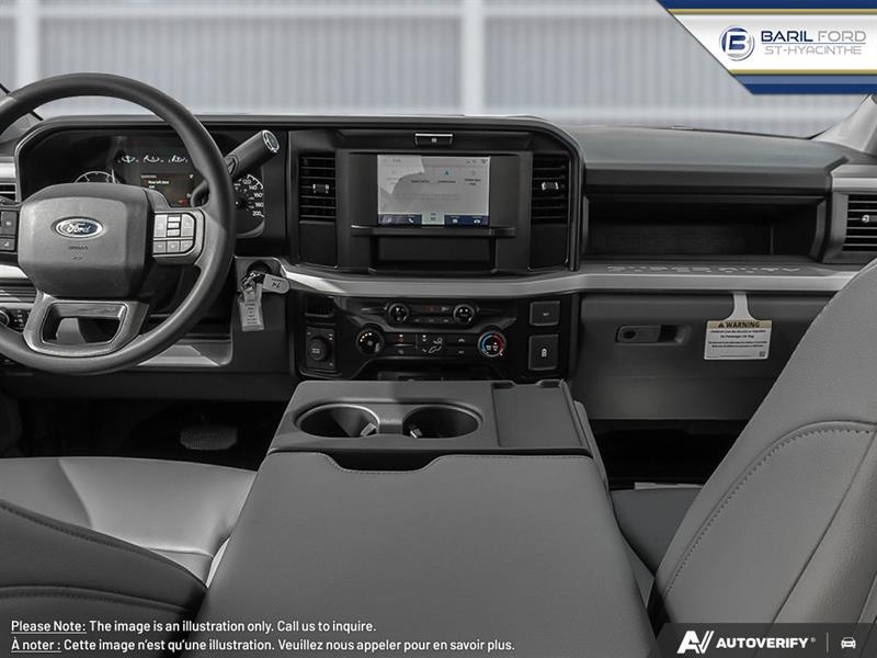 ford F-550 2025 - 24