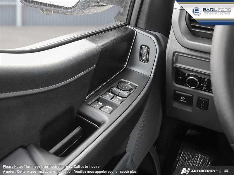 ford F-150 Lightning 2025 - 16