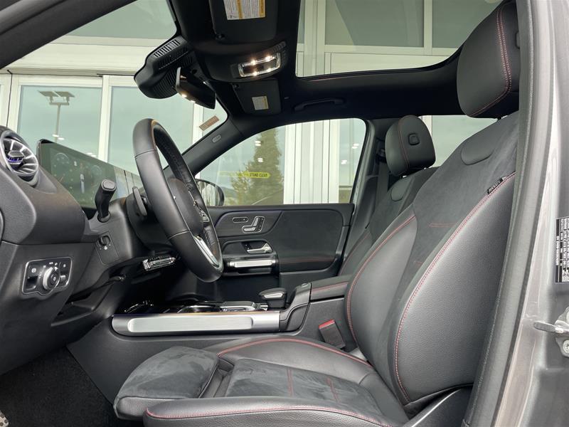 mercedes-benz GLB 250 2022 - 13