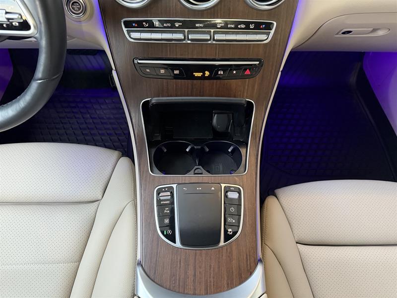 mercedes-benz GLC 2022 - 21