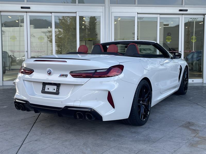 bmw M8 2023 - 8