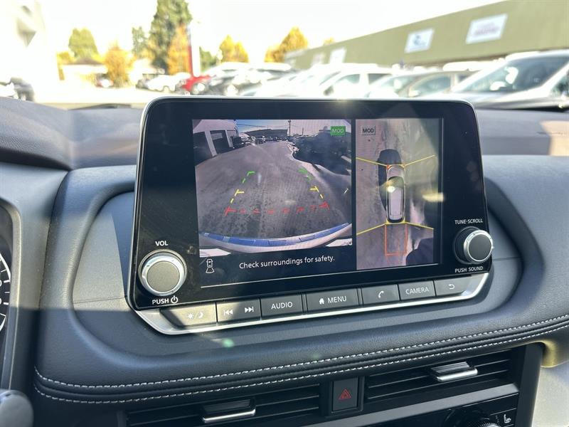 nissan Rogue 2023 - 25