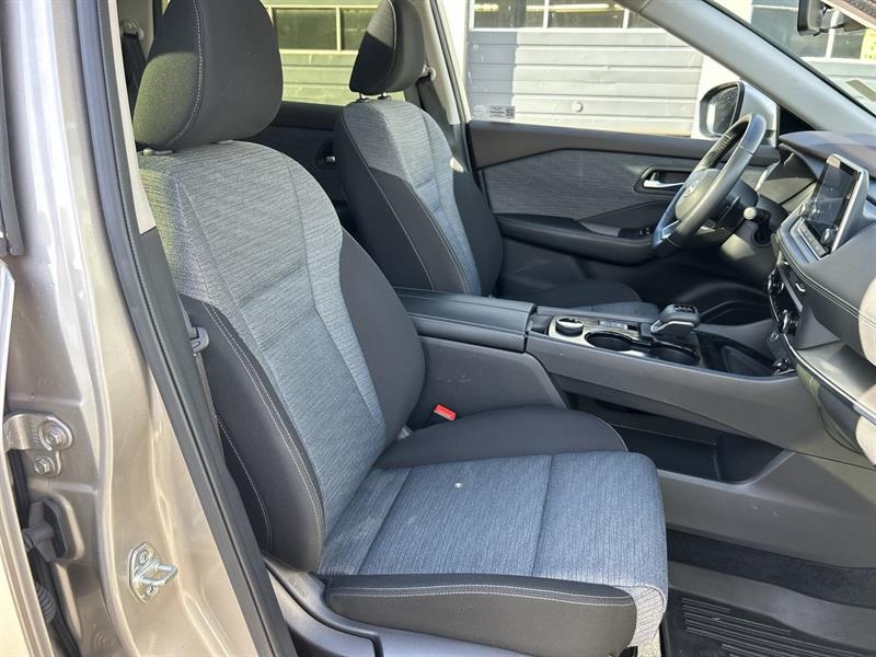 nissan Rogue 2023 - 32