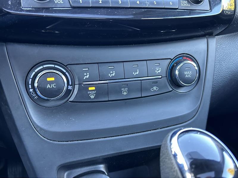 nissan Sentra 2017 - 26