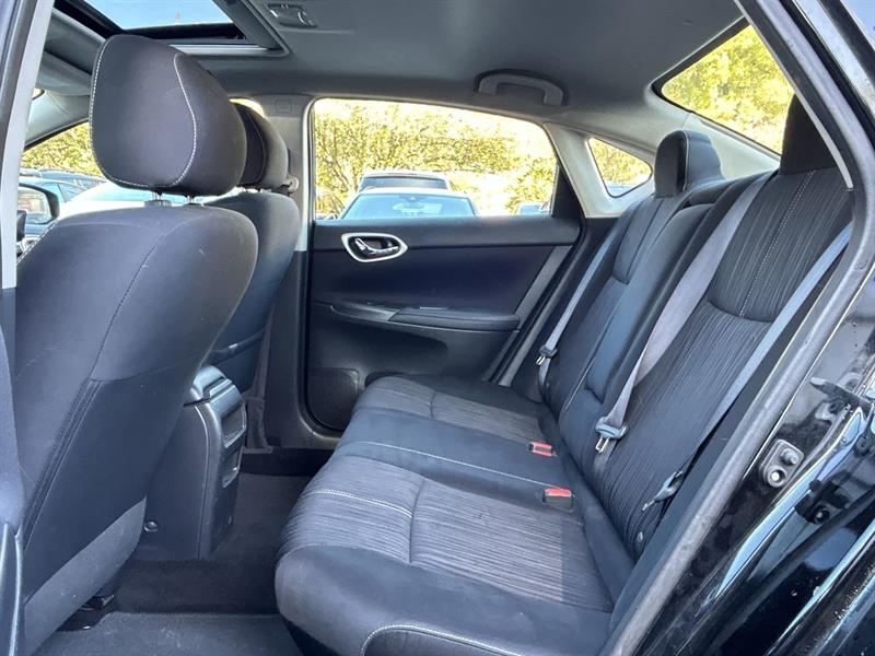 nissan Sentra 2017 - 30