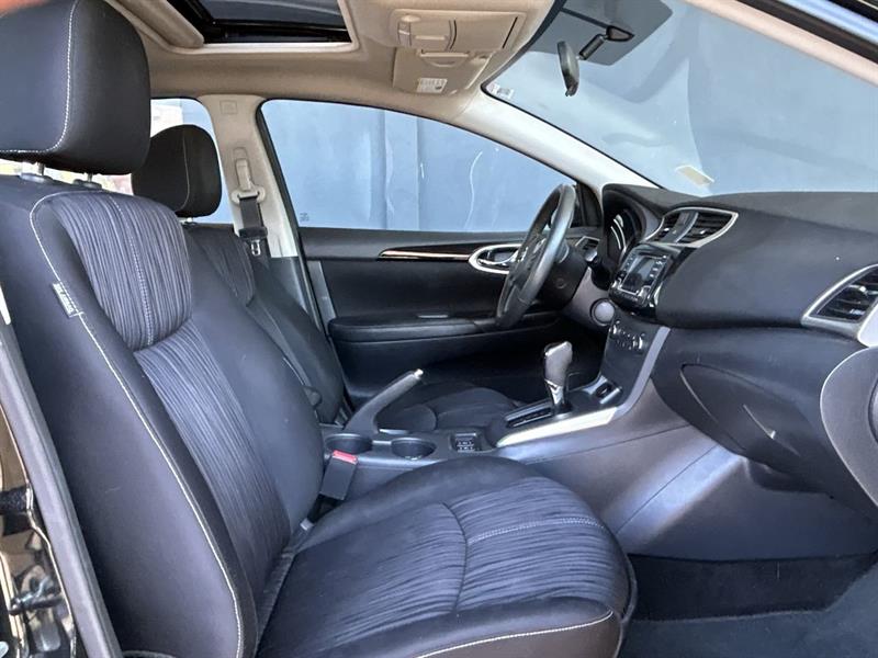 nissan Sentra 2017 - 32