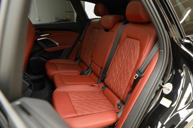 audi SQ5 2025 - 28
