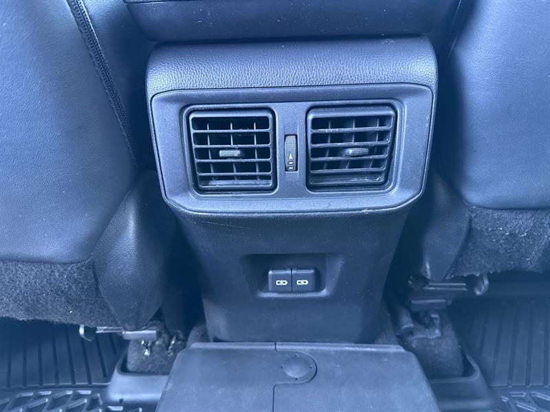 toyota RAV4 Hybrid 2023 - 16