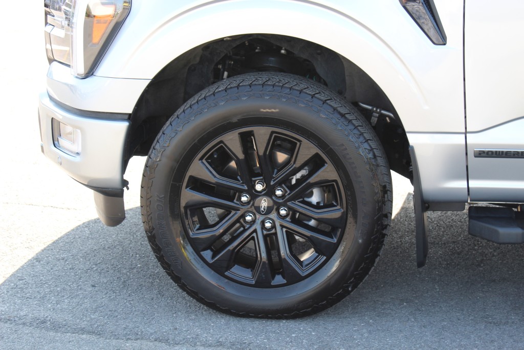 ford F-150 2024 - 12