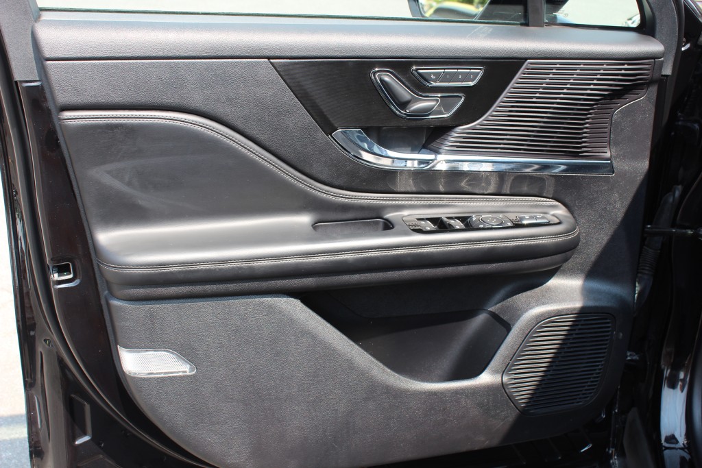 lincoln Corsair 2022 - 28