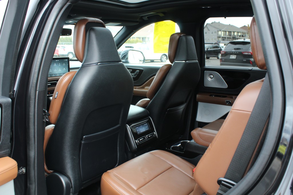 lincoln Aviator 2022 - 14