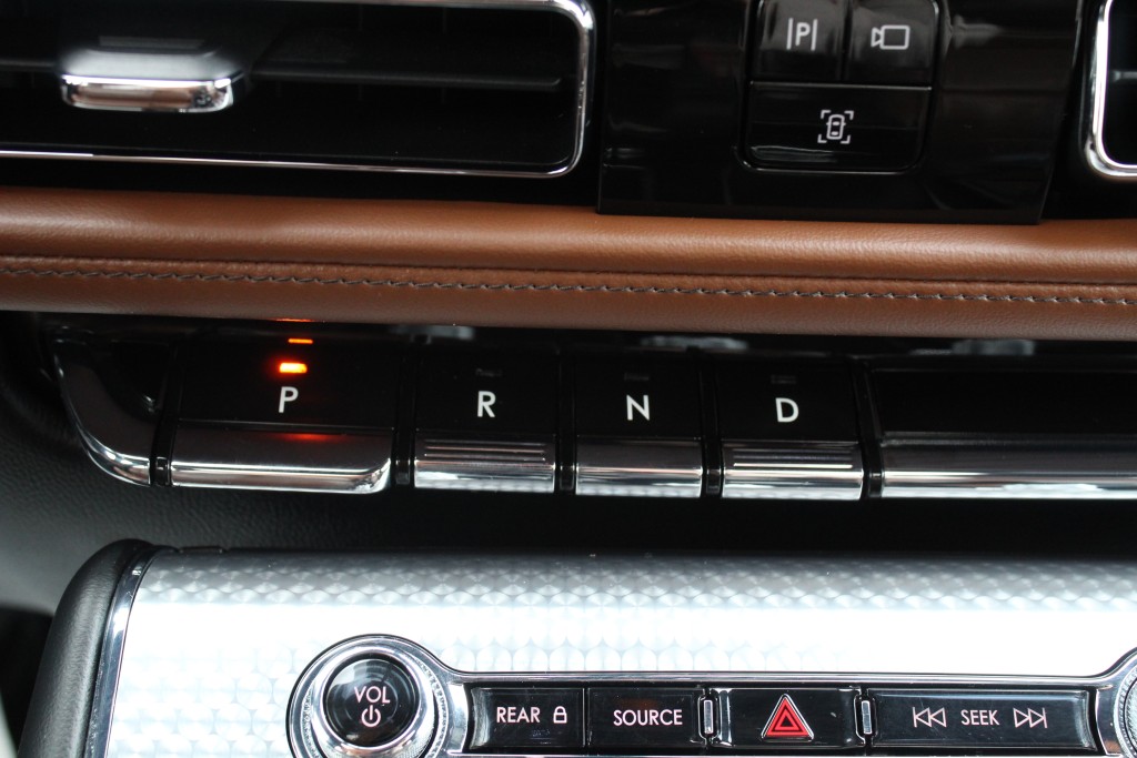 lincoln Aviator 2022 - 28