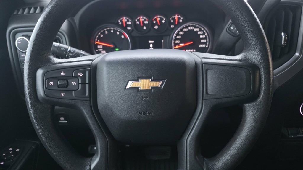 chevrolet Silverado 1500 2022 - 22