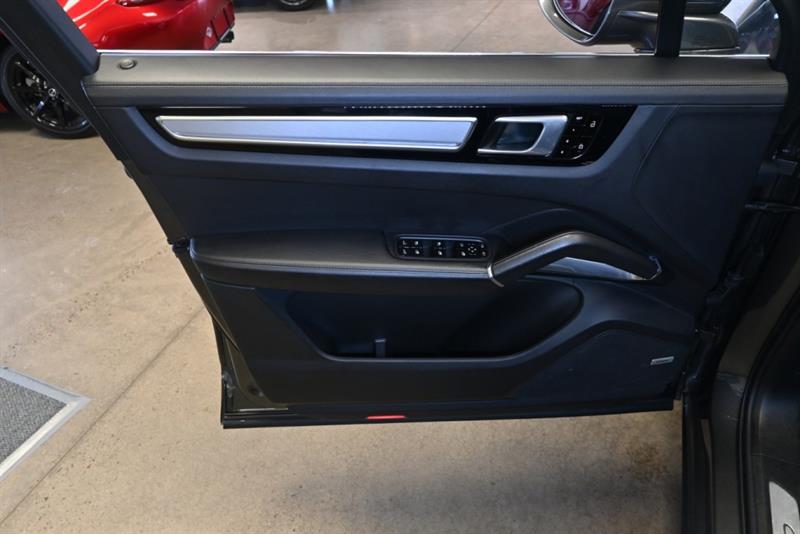 porsche Cayenne 2019 - 16