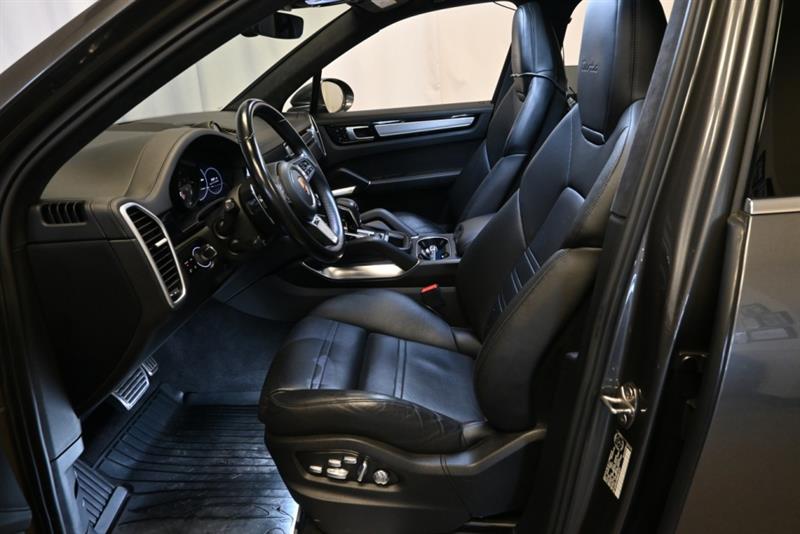 porsche Cayenne 2019 - 18