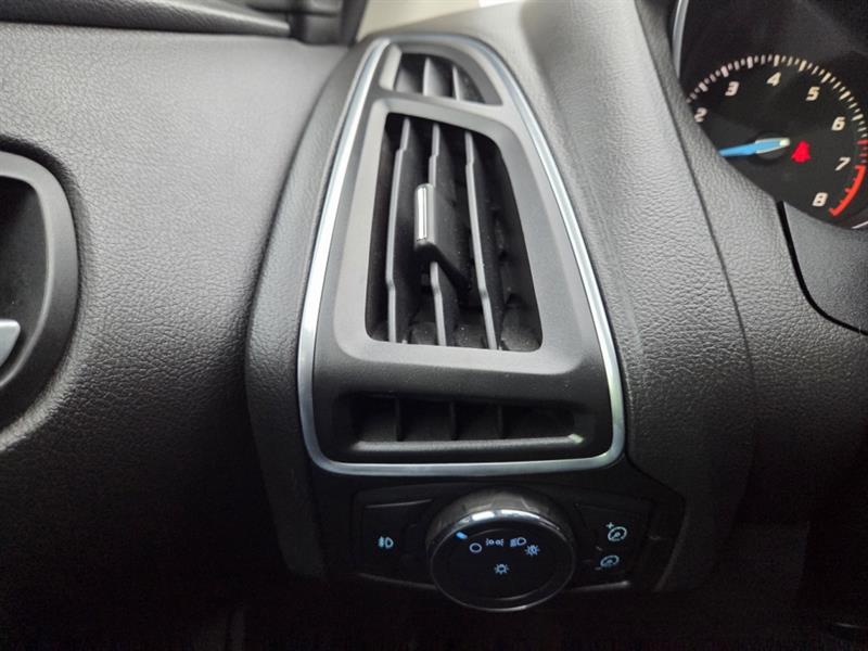 ford Focus 2012 - 28