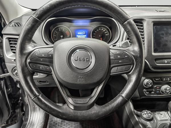 jeep Cherokee 2019 - 11